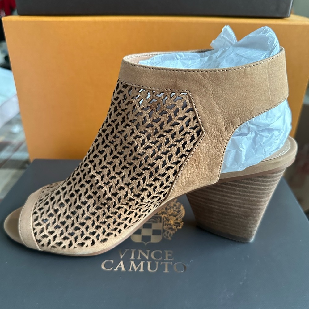 Authentic Vince Camuto ankle boots for a night on the town!